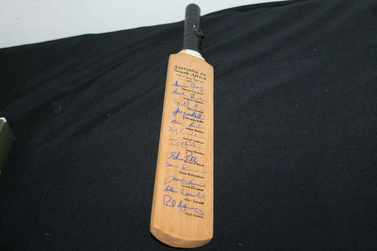 Mini Cricket Bat Australia in South Africa 1997 Test Series
