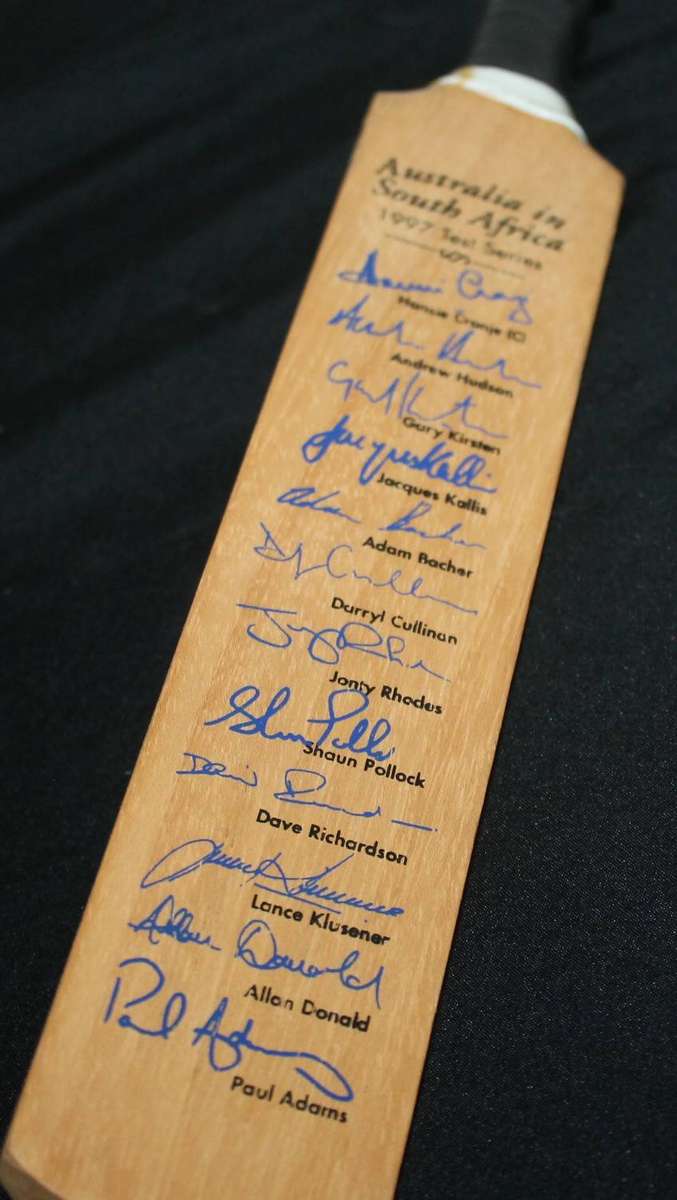 Mini Cricket Bat Australia in South Africa 1997 Test Series