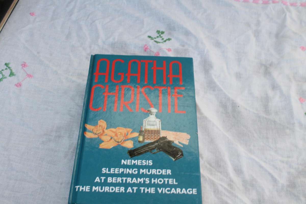 Agatha Christie Hard Cover  4 in 1