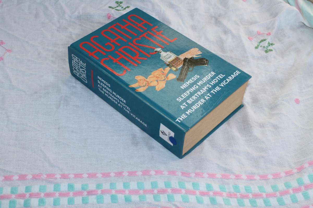 Agatha Christie Hard Cover  4 in 1