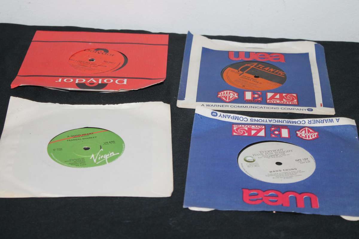 10 7 Singles lot 1