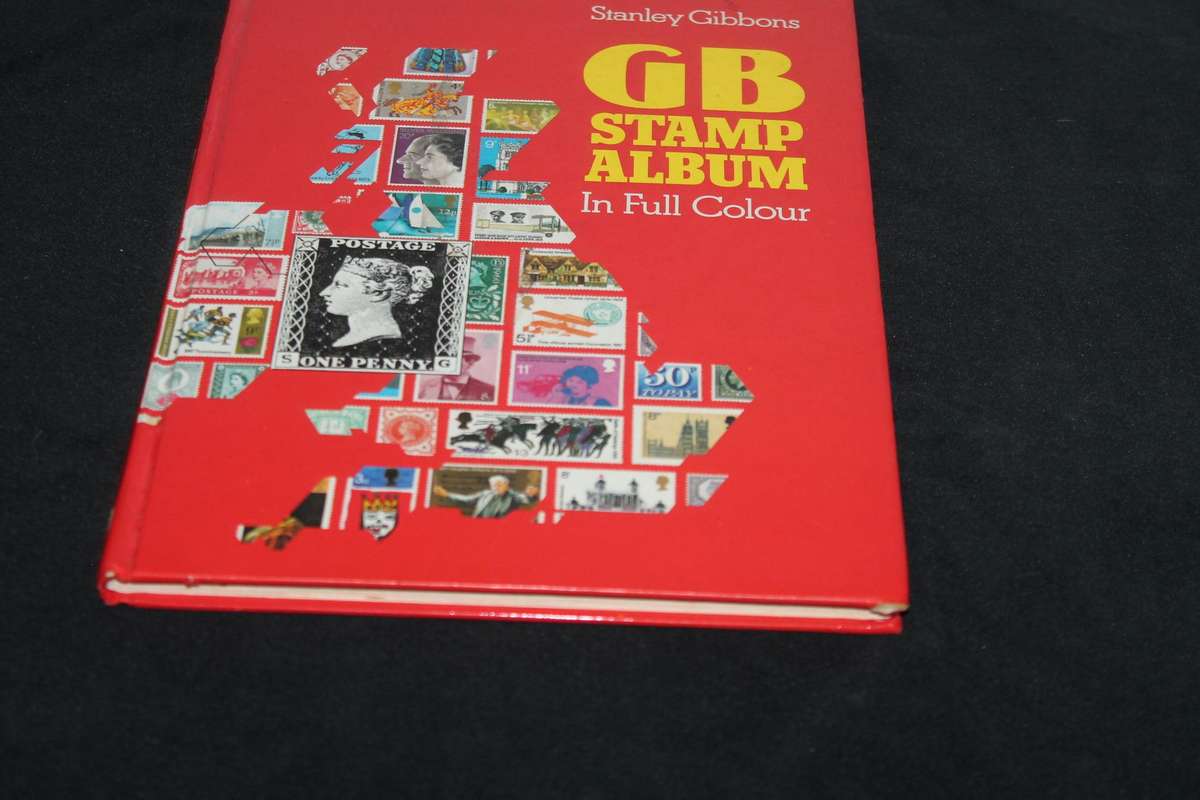 Stamp Album 500 Assorted Stamps