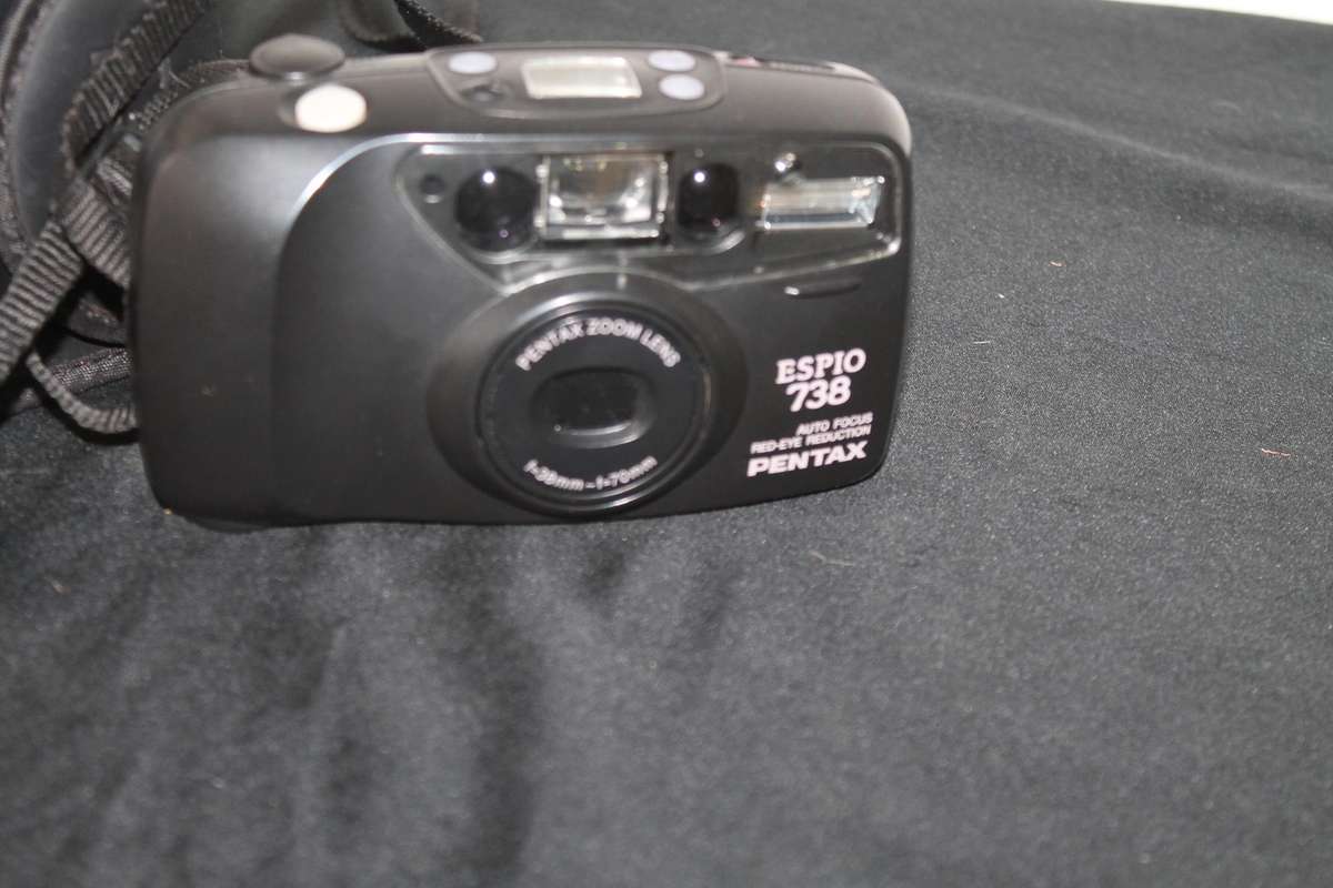 Pentax ESPIO 738 Film Camera