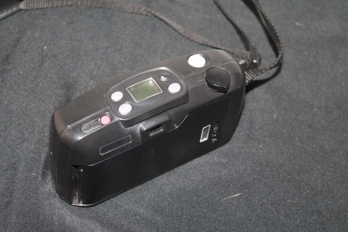 Pentax ESPIO 738 Film Camera