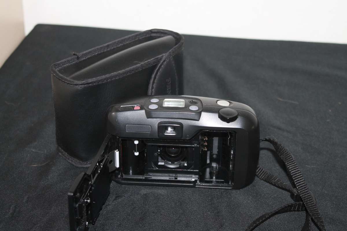 Pentax ESPIO 738 Film Camera