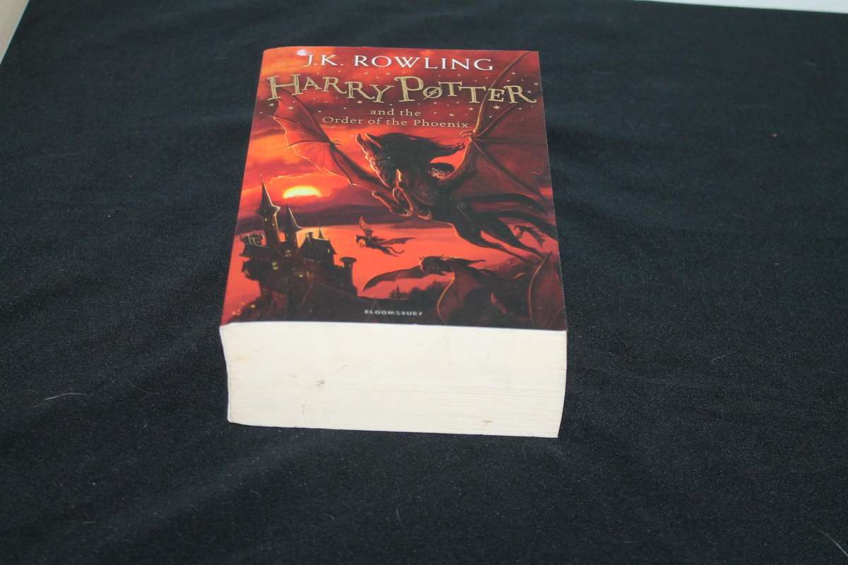 J K Rowling Harry Potter and the order of the phoenix