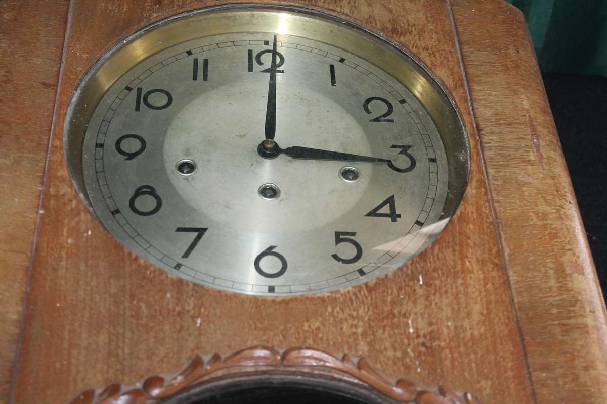 Wall Clock Repairs