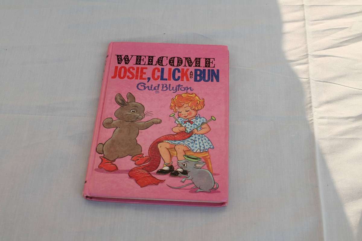 Enid Blyton Welcome Josie, Click and Bun