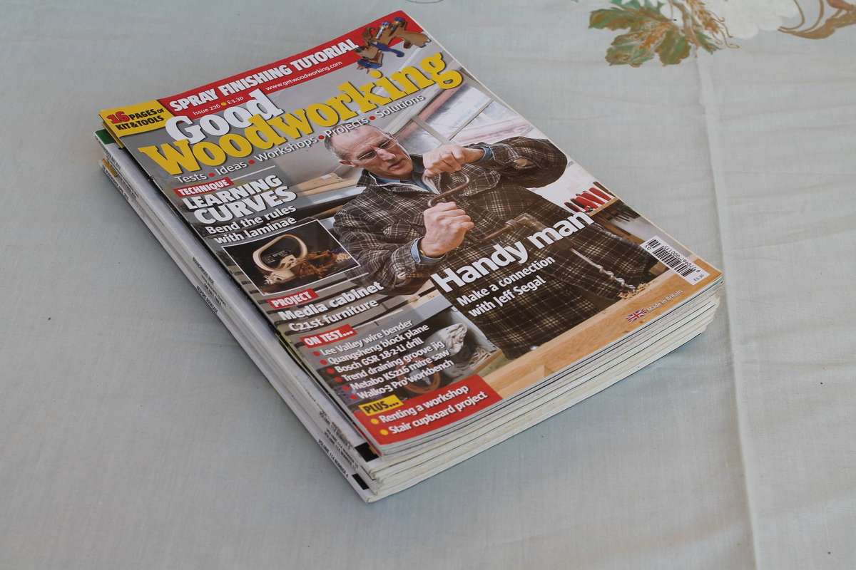 10 Good Woodworking magazines Lot 3