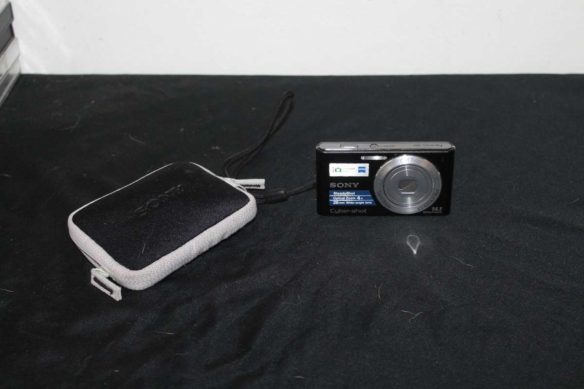 Boxed Sony Cybershot