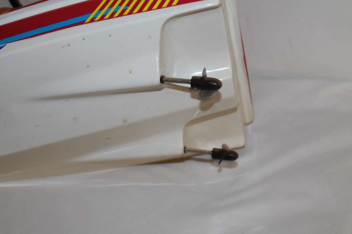 Remote Controlled Speed Boat/ Jet Ski