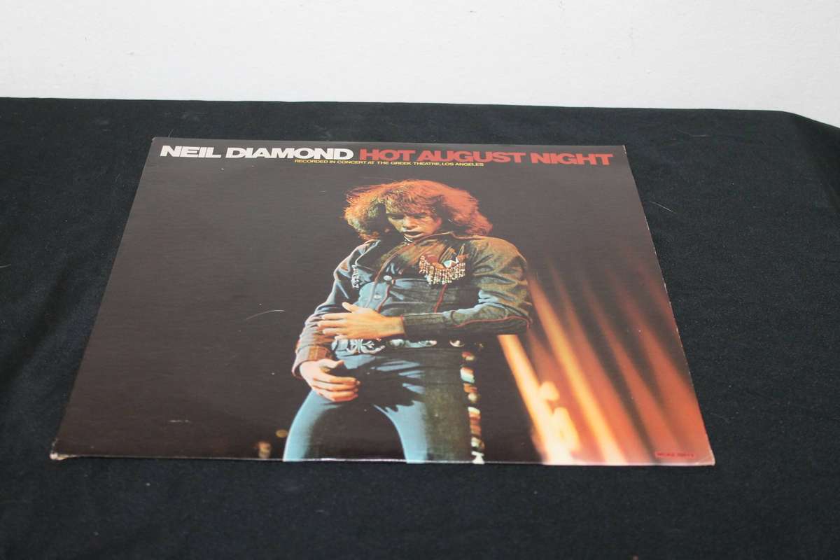 Neil Diamond Hot August Night