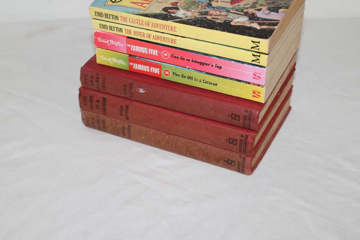 7 Assorted Enid Blyton Books