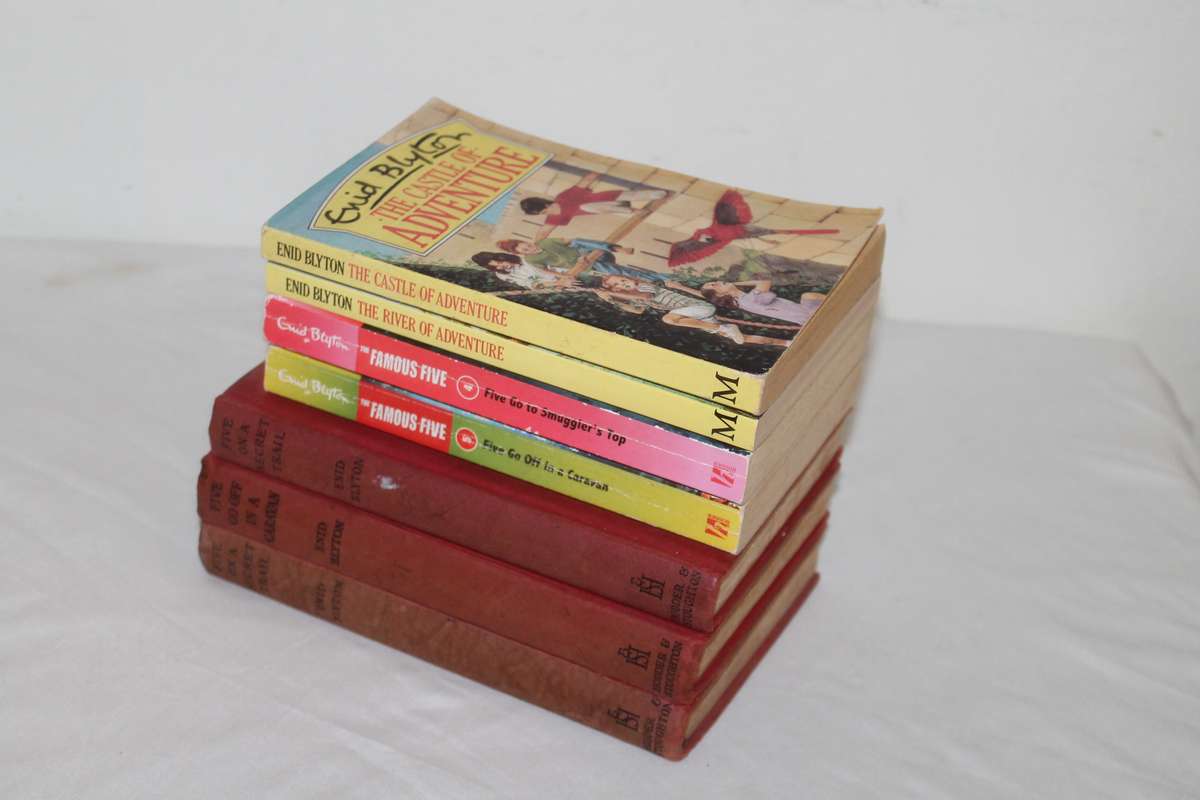 7 Assorted Enid Blyton Books
