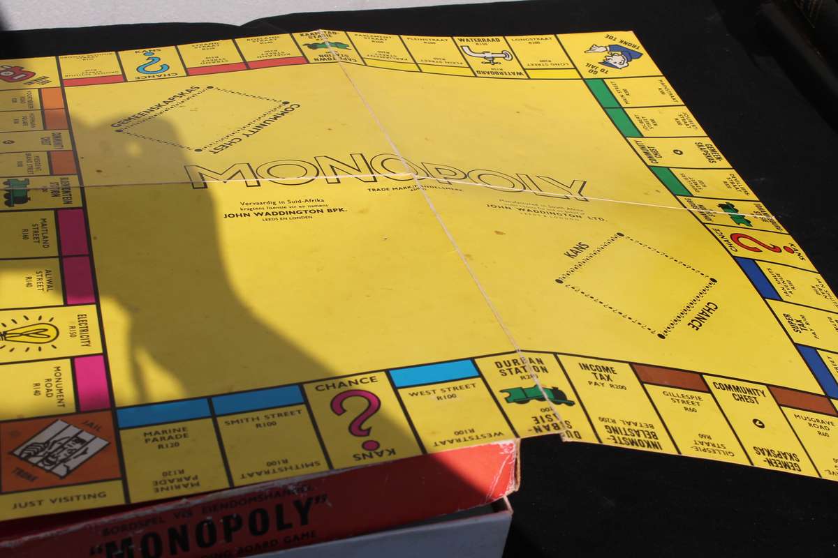 Compact Monopoly