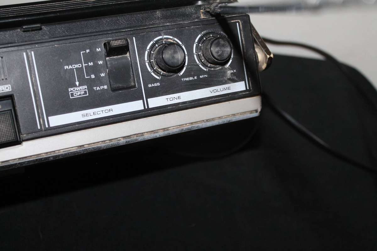National Radio/ Tape Spares Repairs