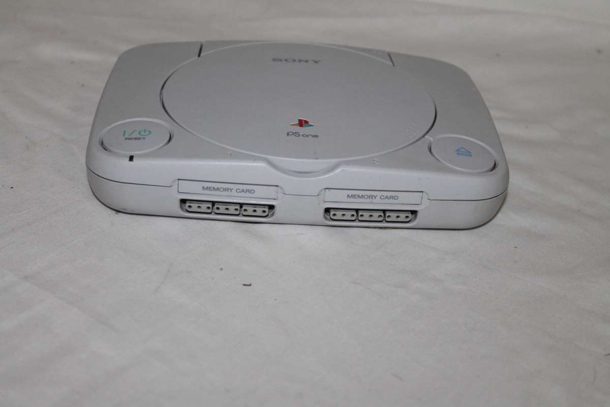 PSOne with controller Spares Repairs