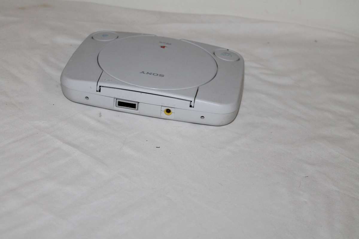 PSOne with controller Spares Repairs