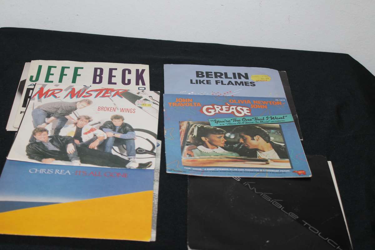 10 Picture Sleeve 7 Singles