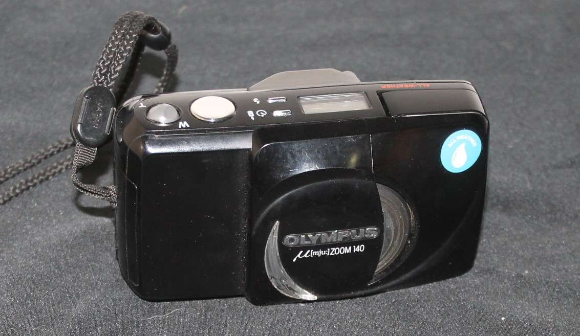 Olympus Zoom 140 Film Camera