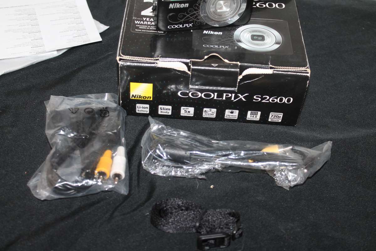 Nikon Coolpix S2600