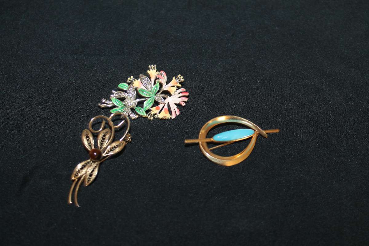 3 Assorted Costume Brooches