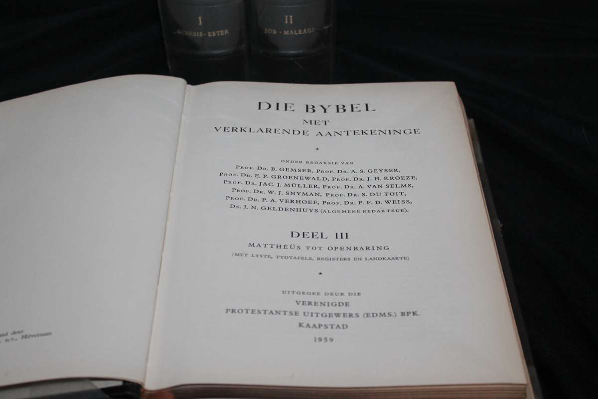 Die Bybel met Verklarende Aantekeninge Vol 1 to 3