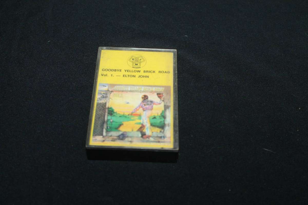 5 Elton John Cassette's
