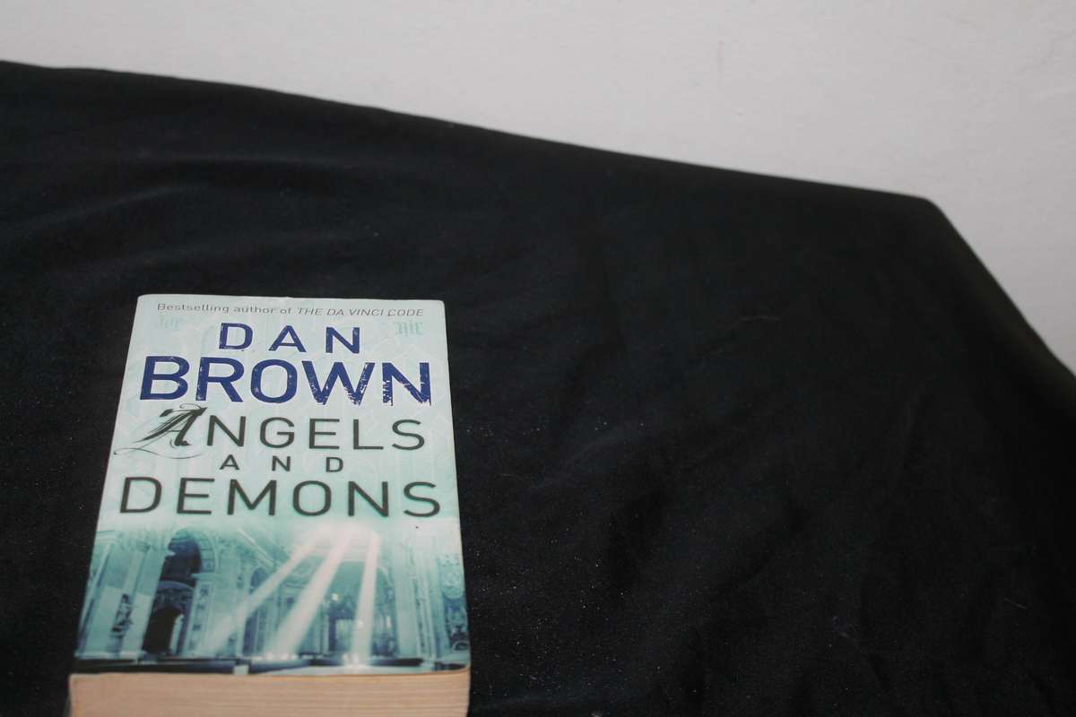 Thriller & Adventure - Dan Brown Angels and Demons for sale in Port