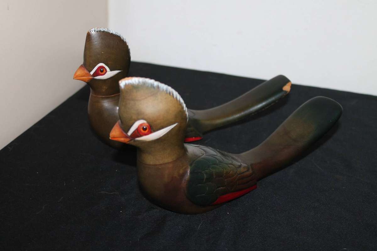 African carvers Knysna Lourie - Handcrafted wood sculpture