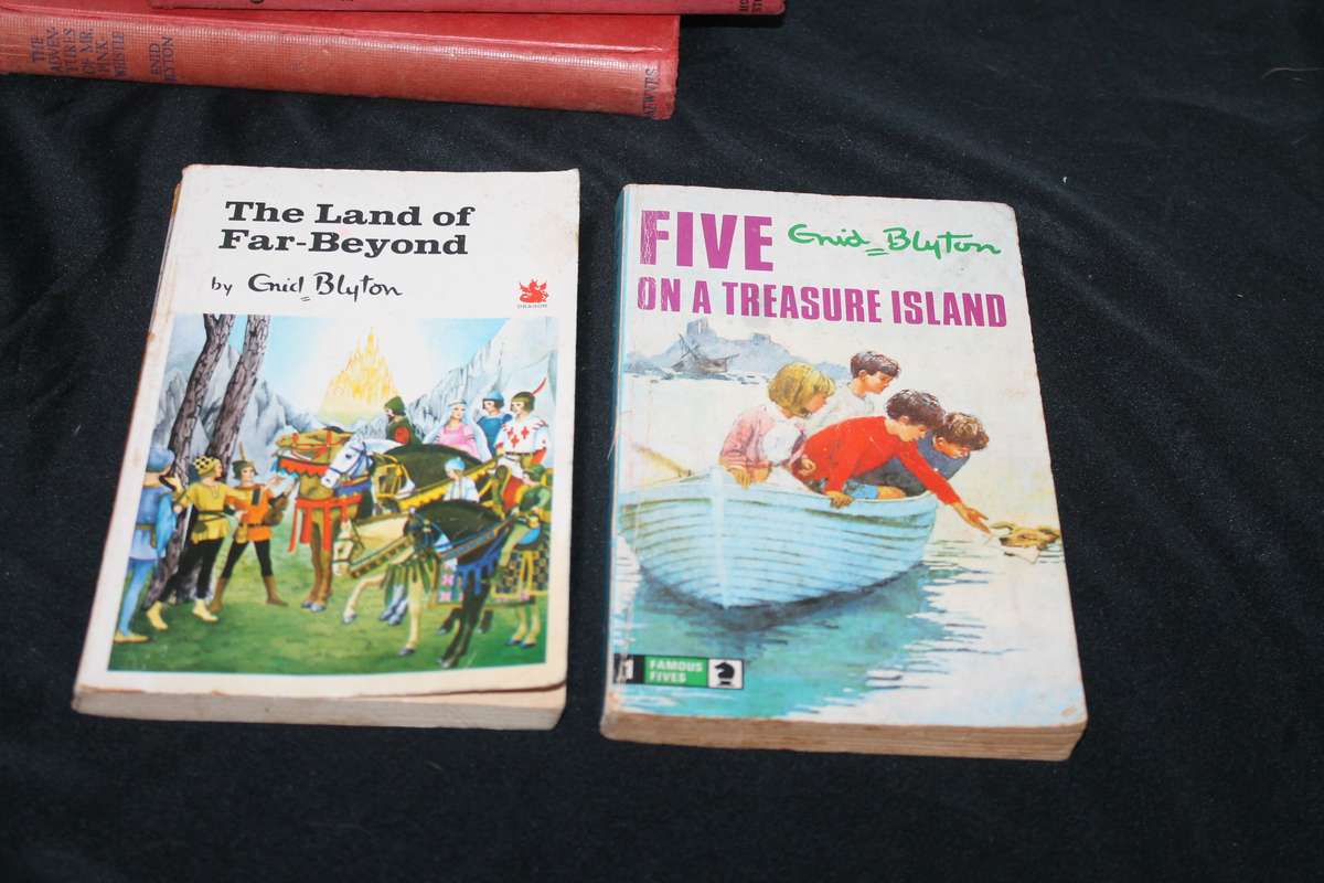 11 Enid Blyton Books