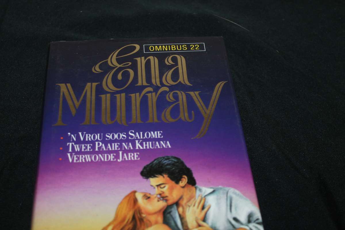 Ena Murray Omnibus No 22