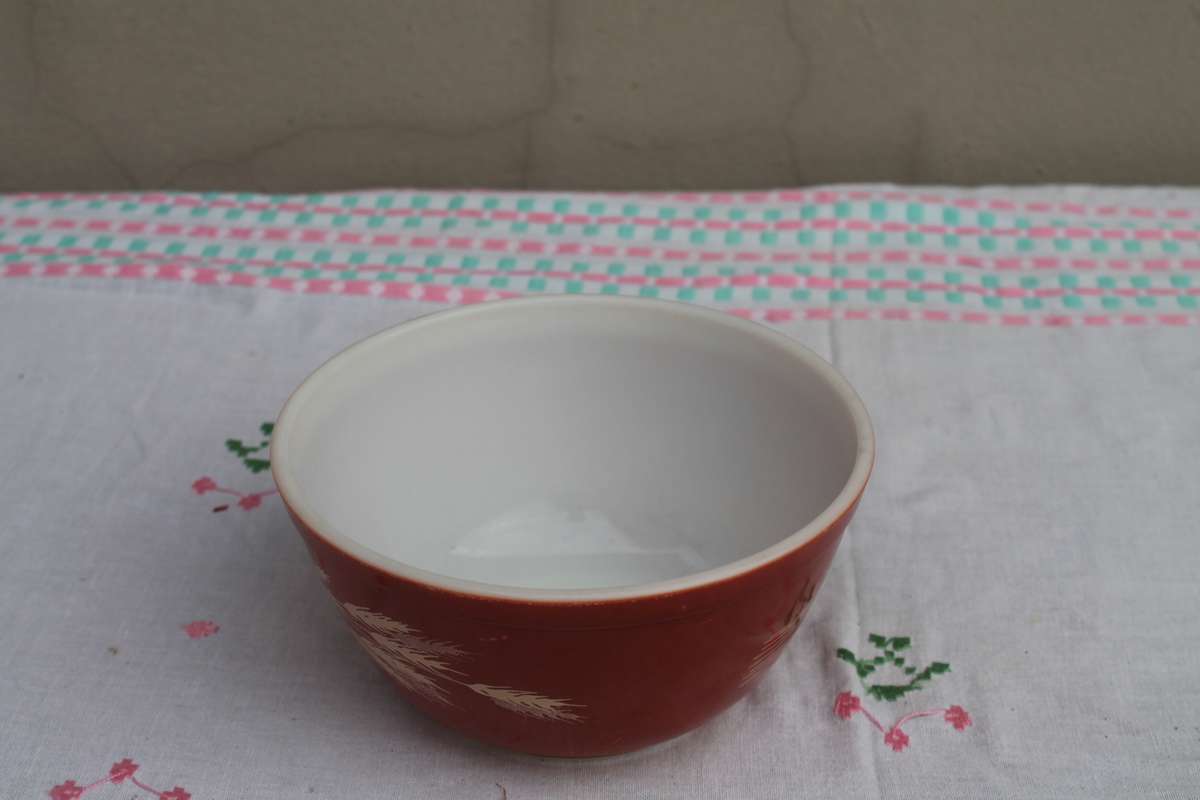 Small Vintage mixing bowl