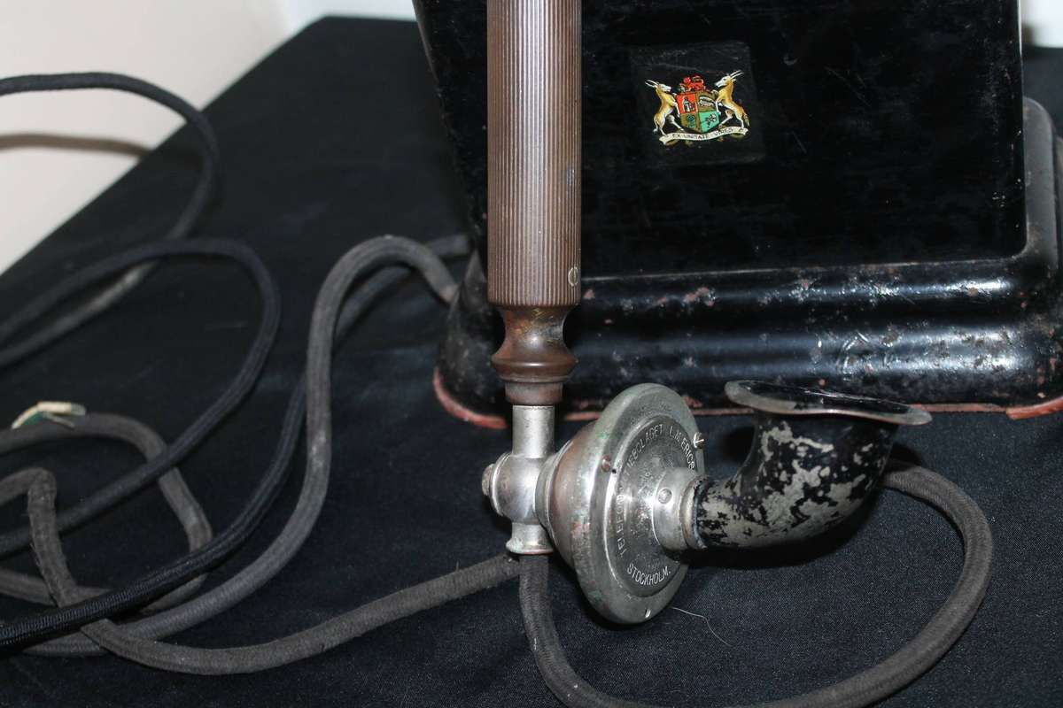 Hand Crank Telephone