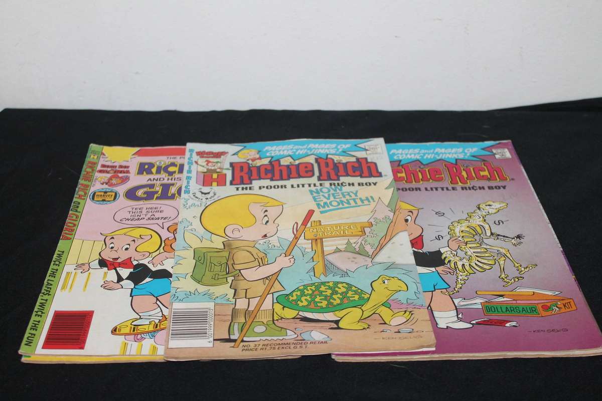 5 Richie Rich Comics