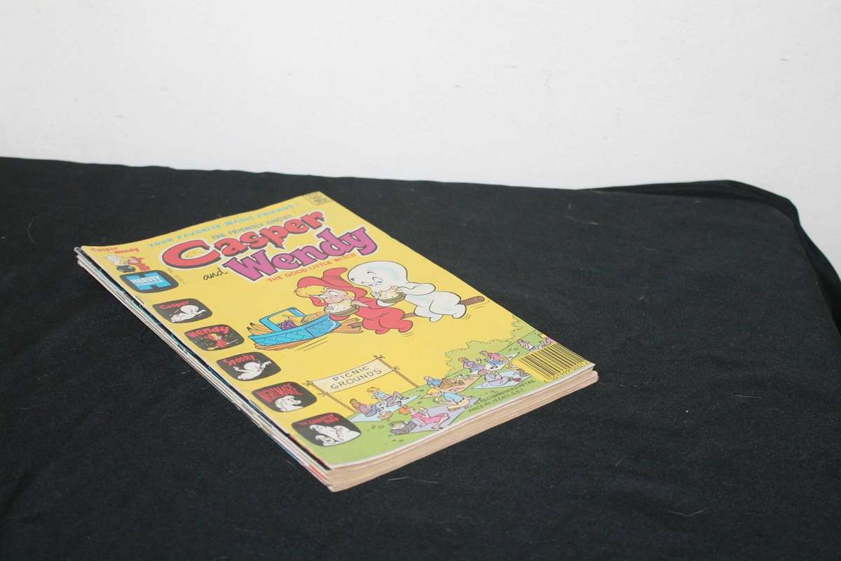 6 Casper and Wendy Comics