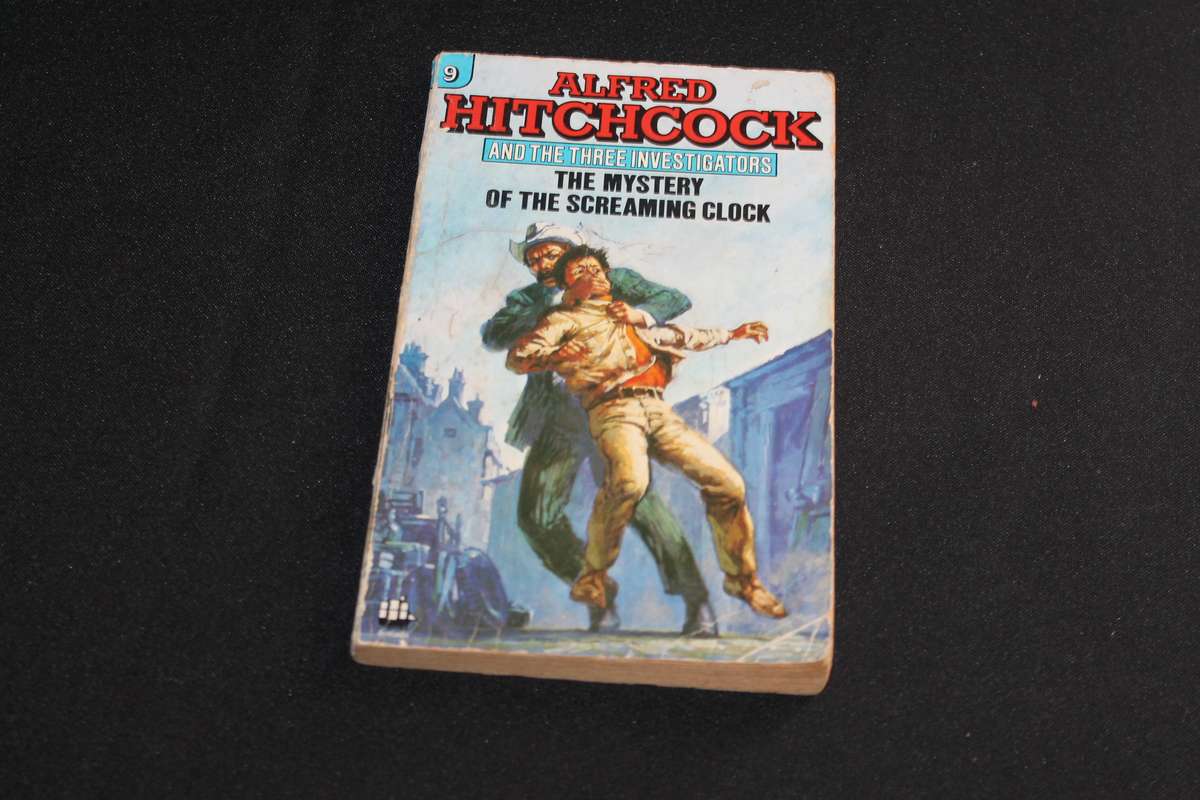 Alfred Hitchcock The Three Investigators The Mystery of the Screaming Clock