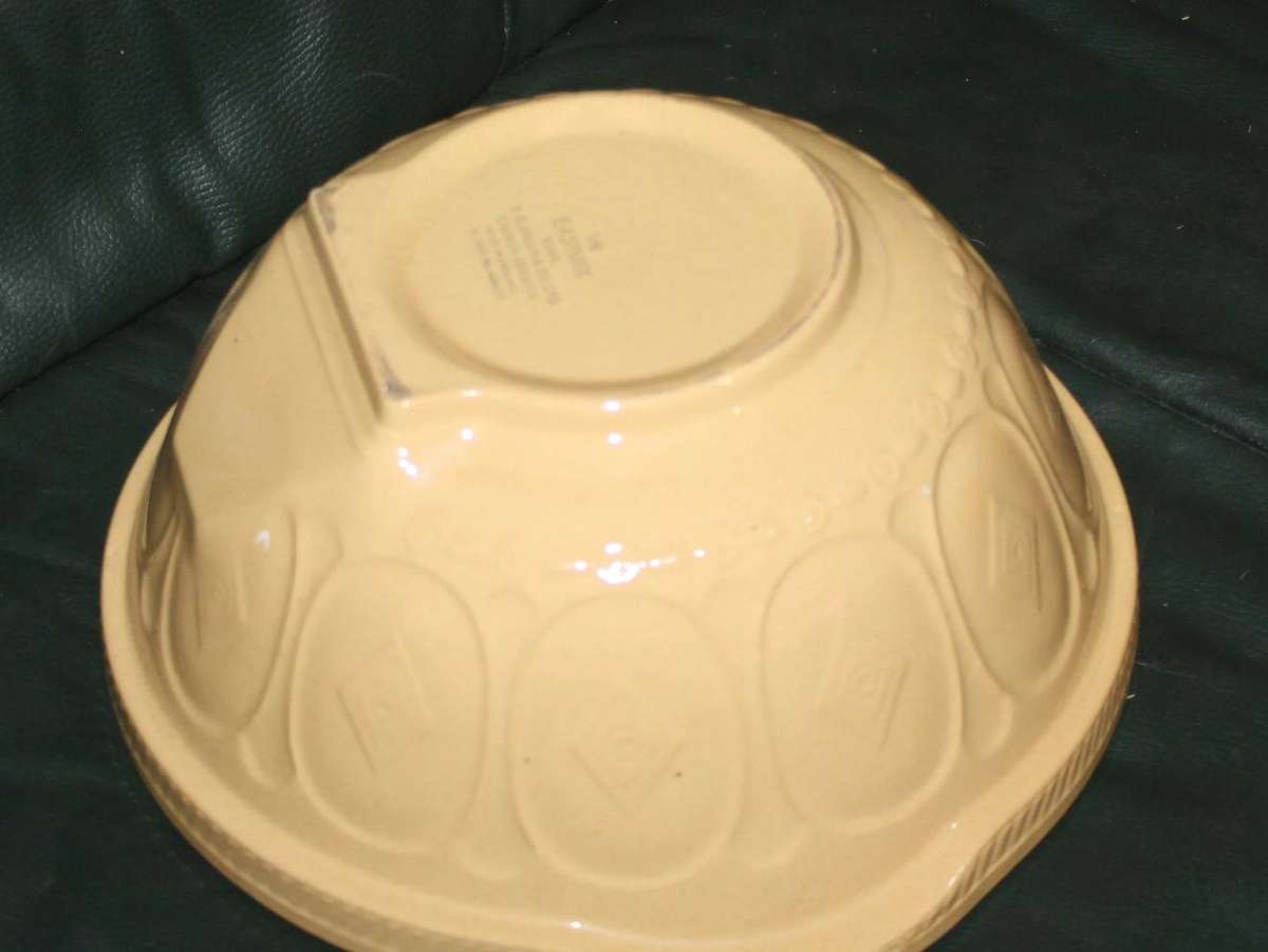 Large Vintage Mixing Bowl