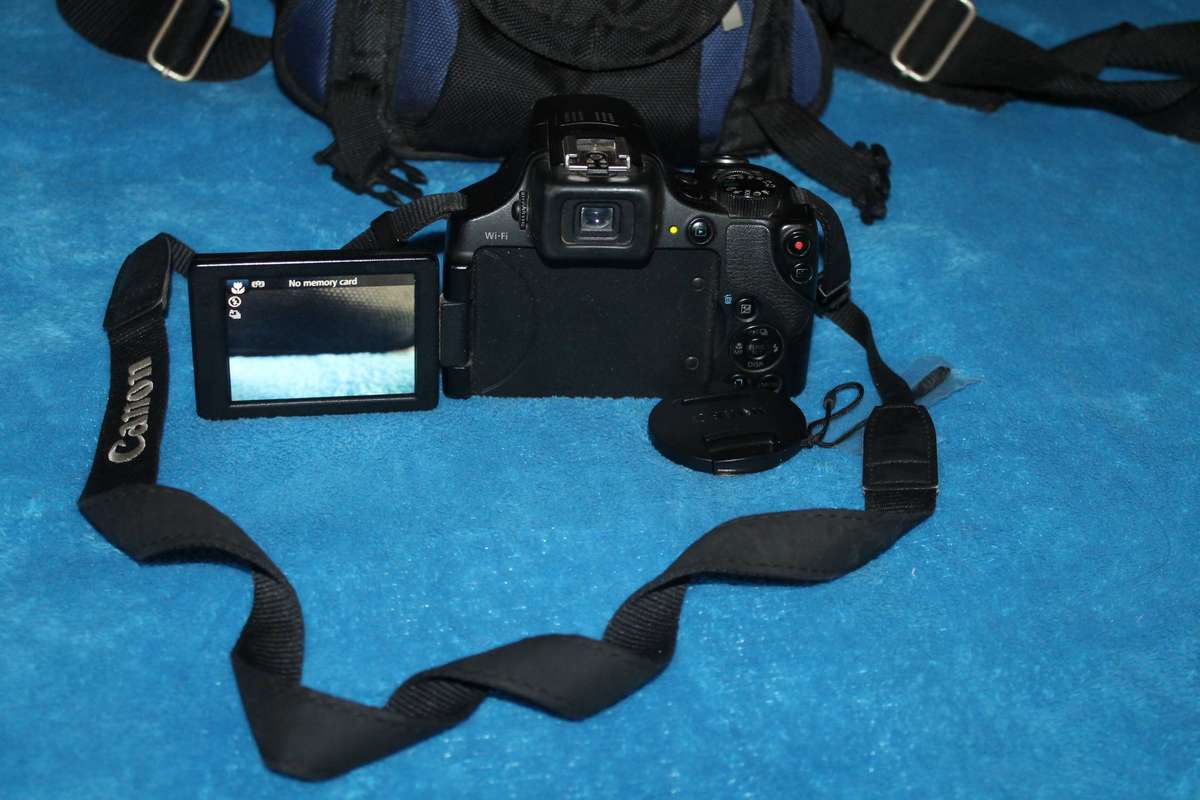 Canon PowerShot  SX 60HS