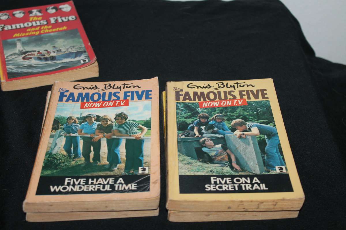 5 x Famous Five Books Enid Blyton
