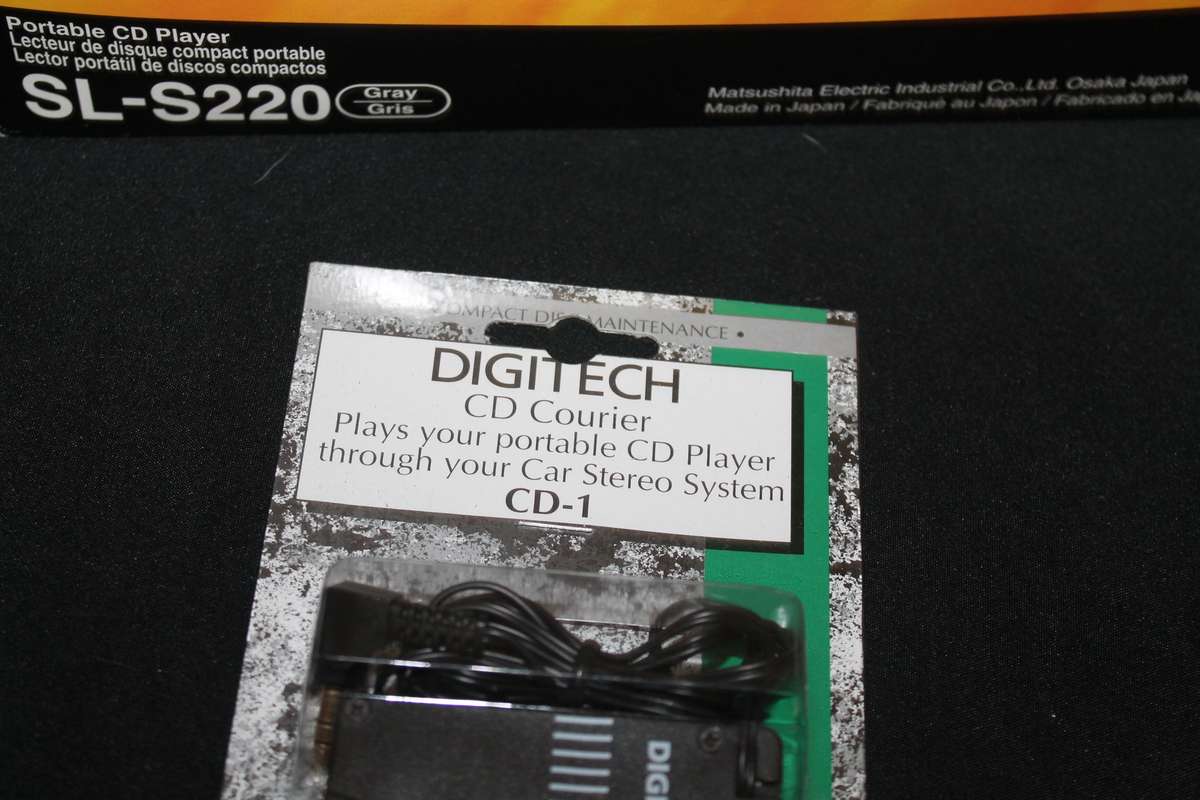 Panasonic SL-S220 Portable CD Player