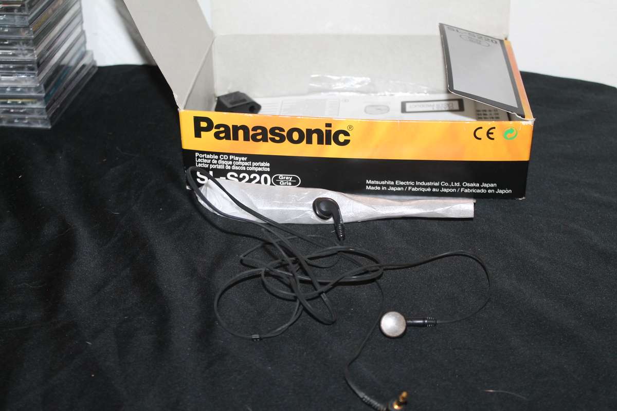 Panasonic SL-S220 Portable CD Player