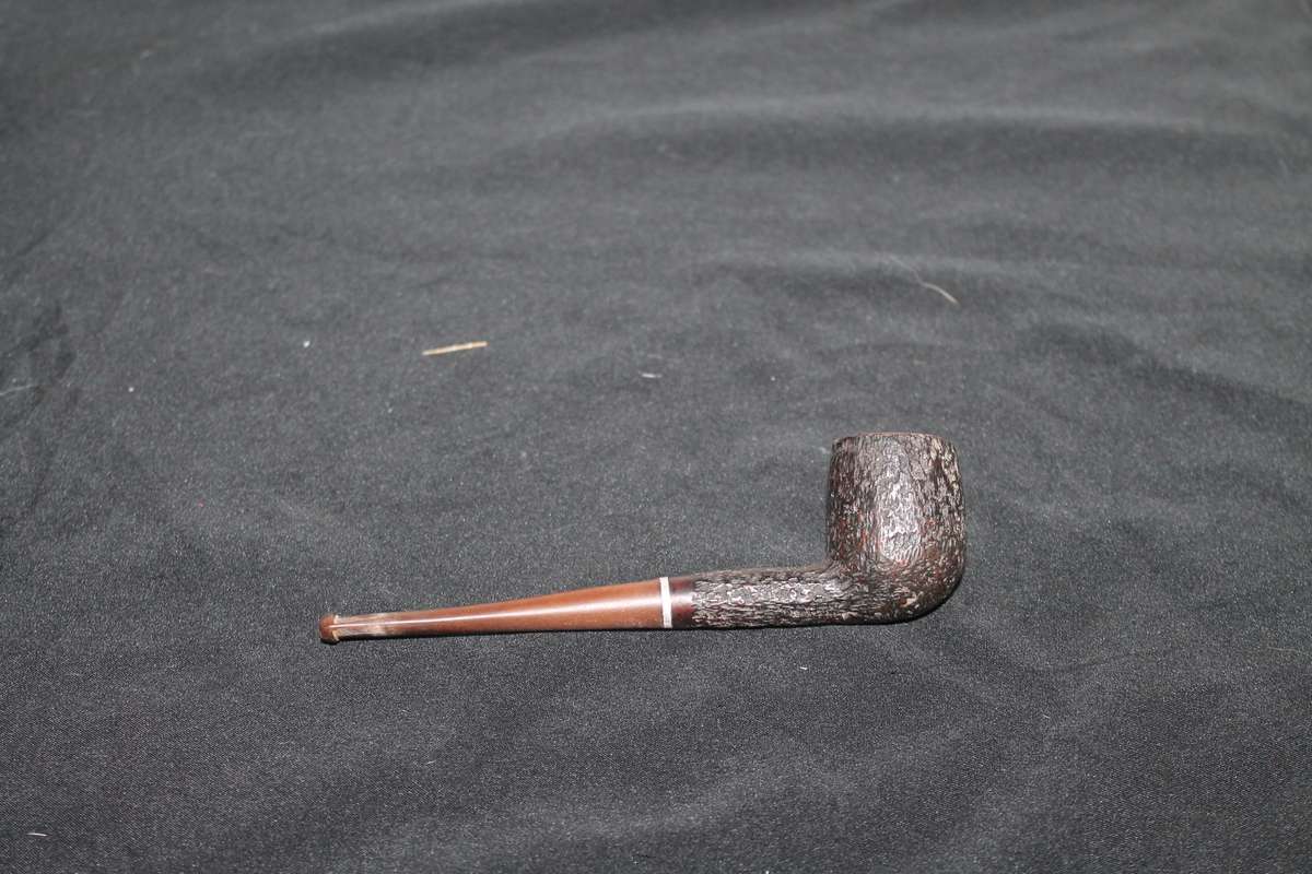 4 Pipes with Pipe stand and Glass Jar