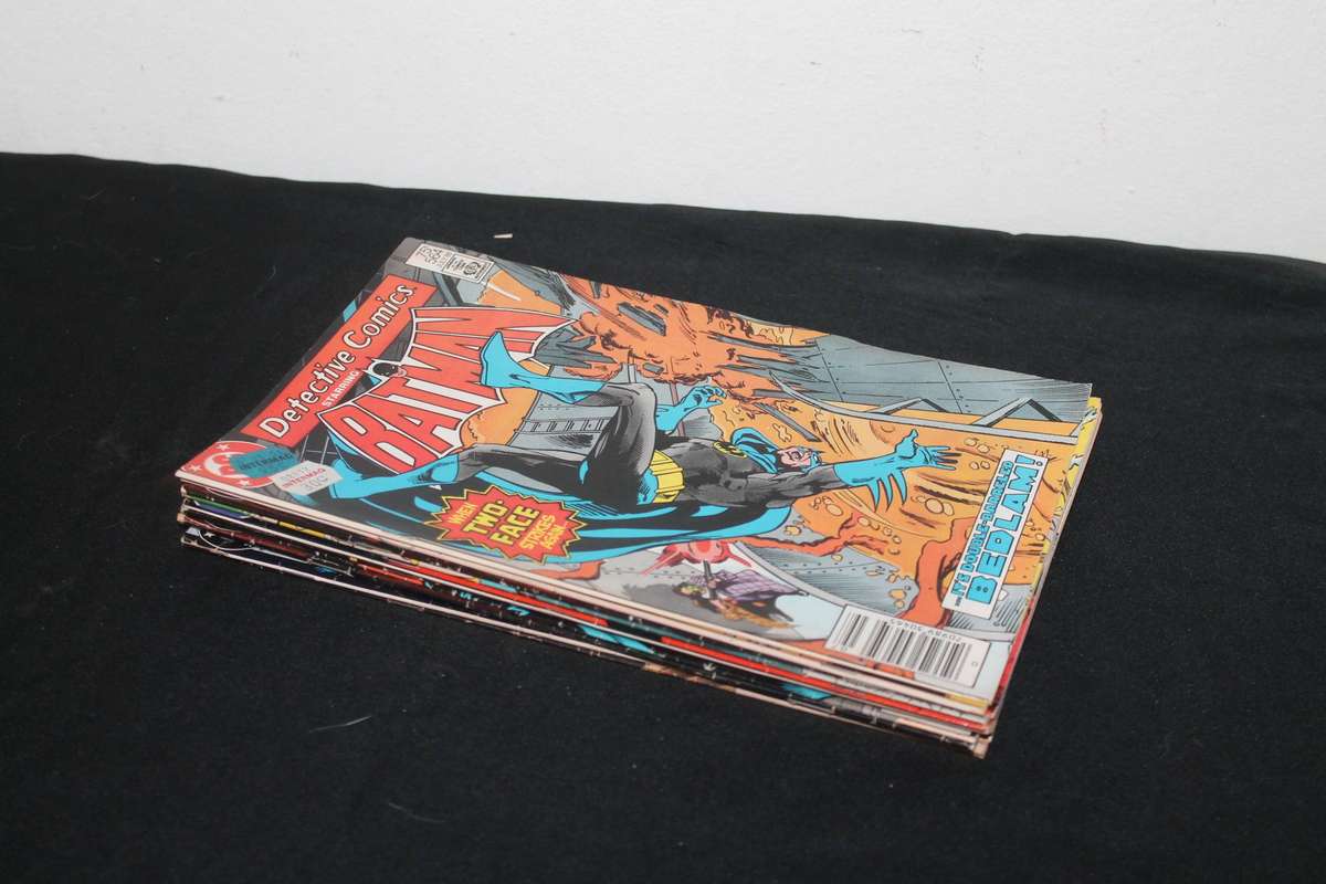 10 Detective Comics