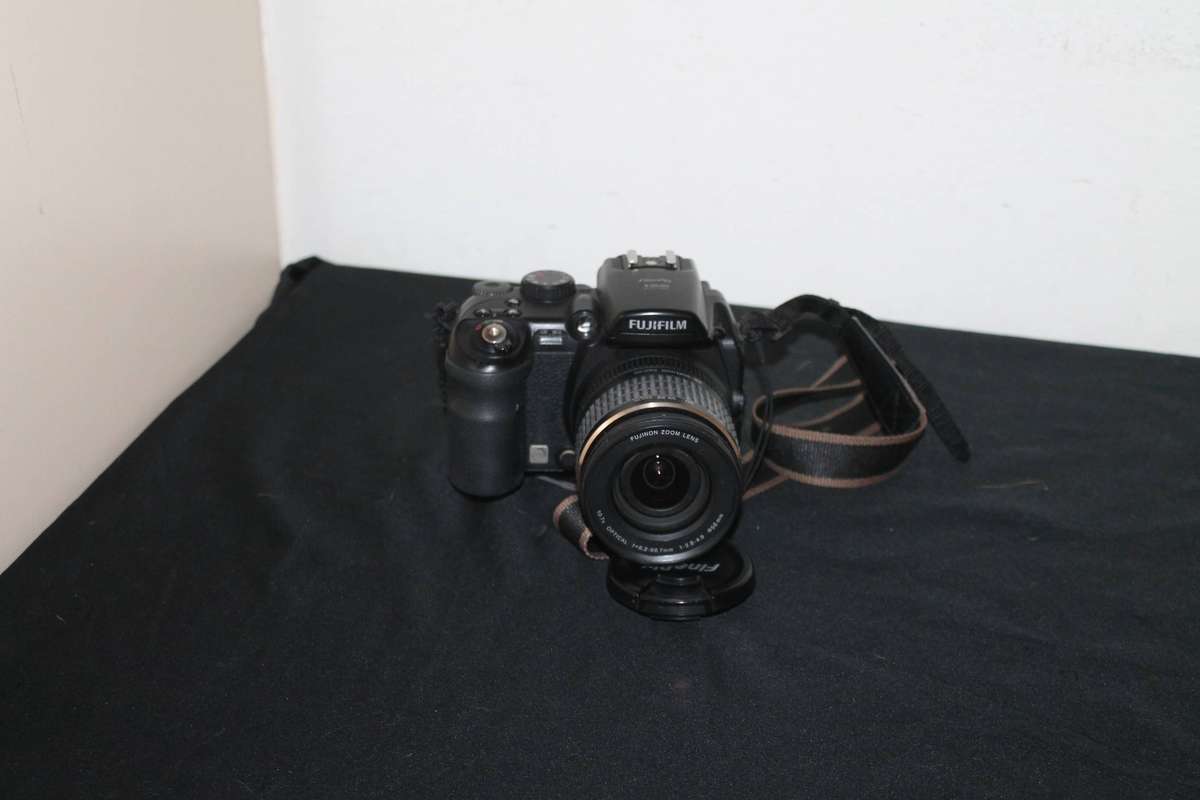 Fujifilm Finepix S9600