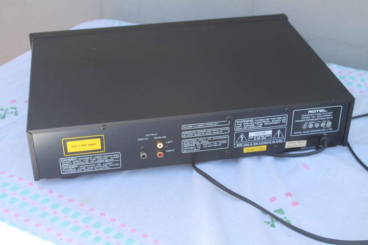Rotel  RCD 965BX CD Player Read description