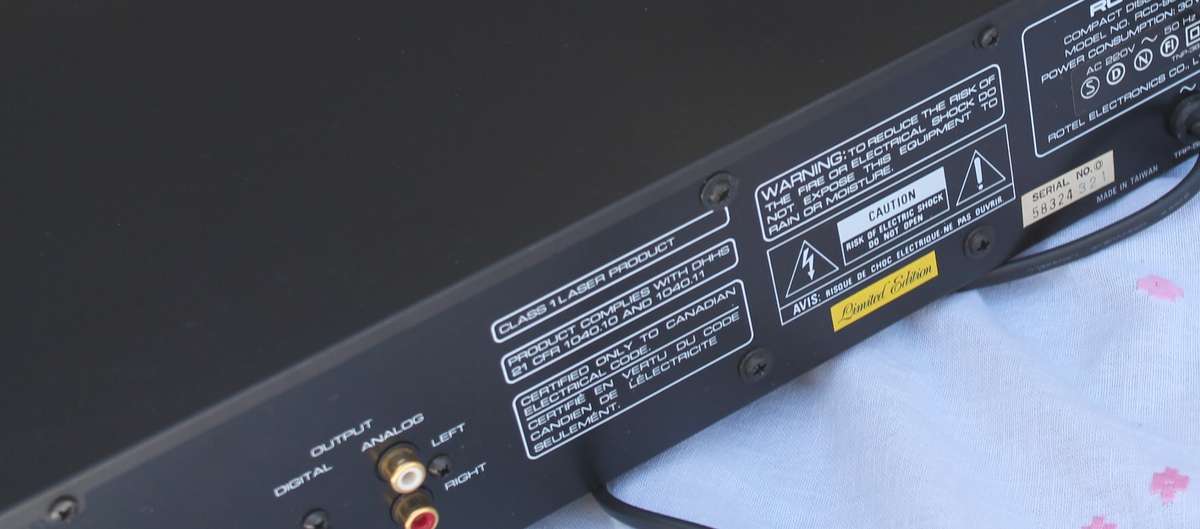 Rotel  RCD 965BX CD Player Read description