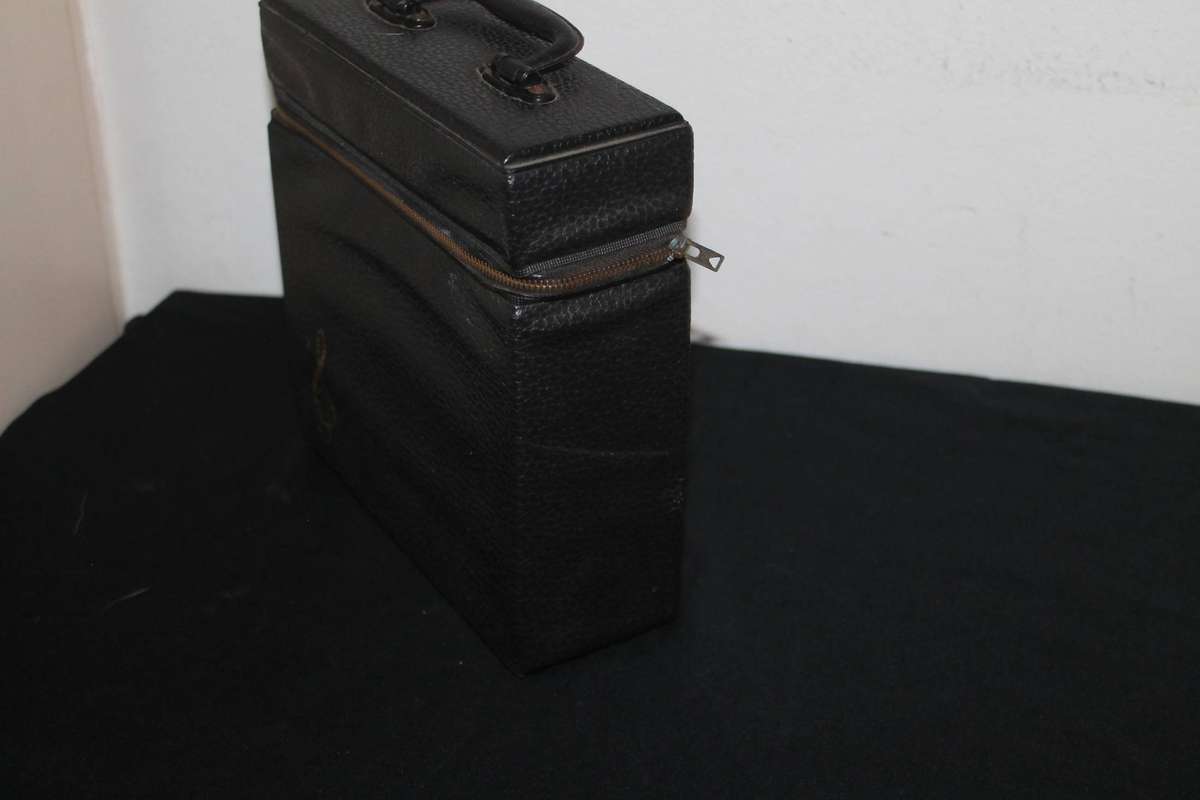 7 Single Storage Case