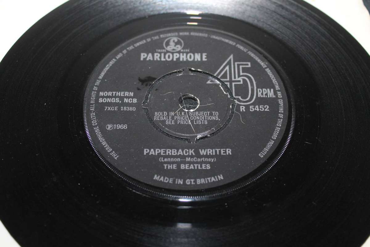 Beatles 7 Single Paperback Writer/ Rain