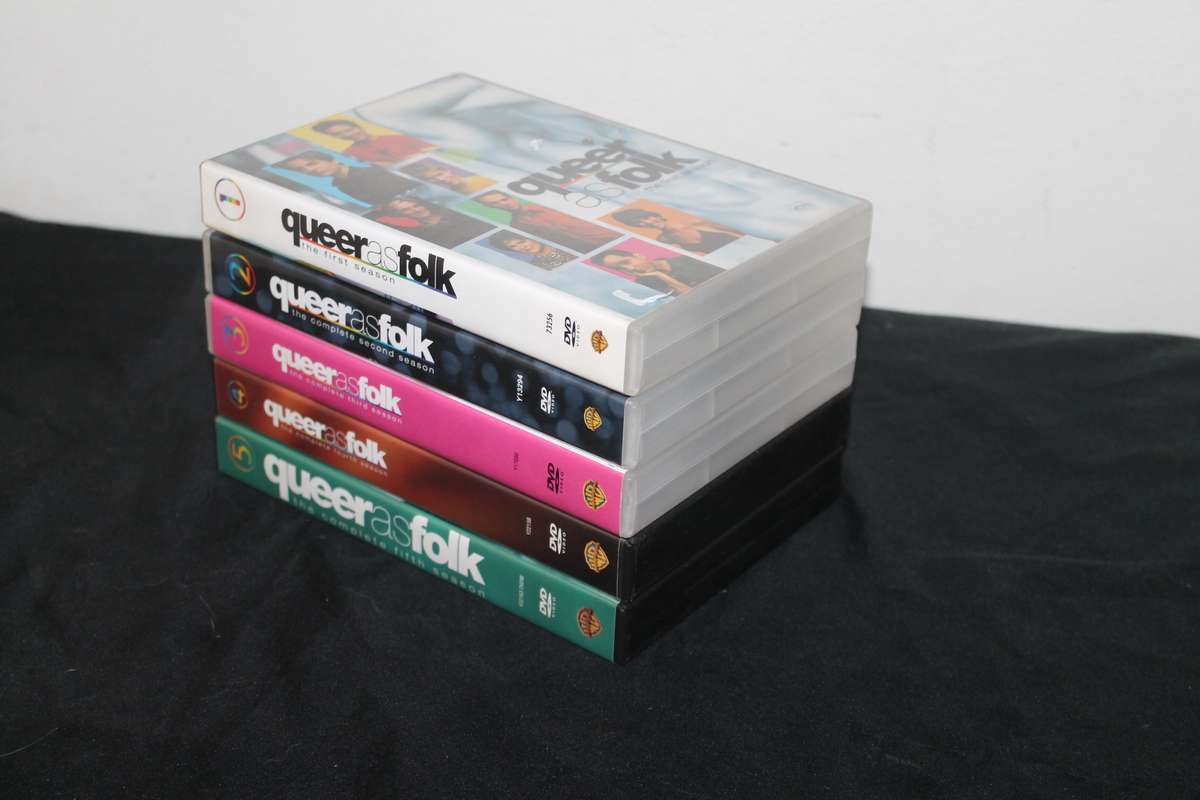 Queer as Folk Seasons 1 to 5 Read description